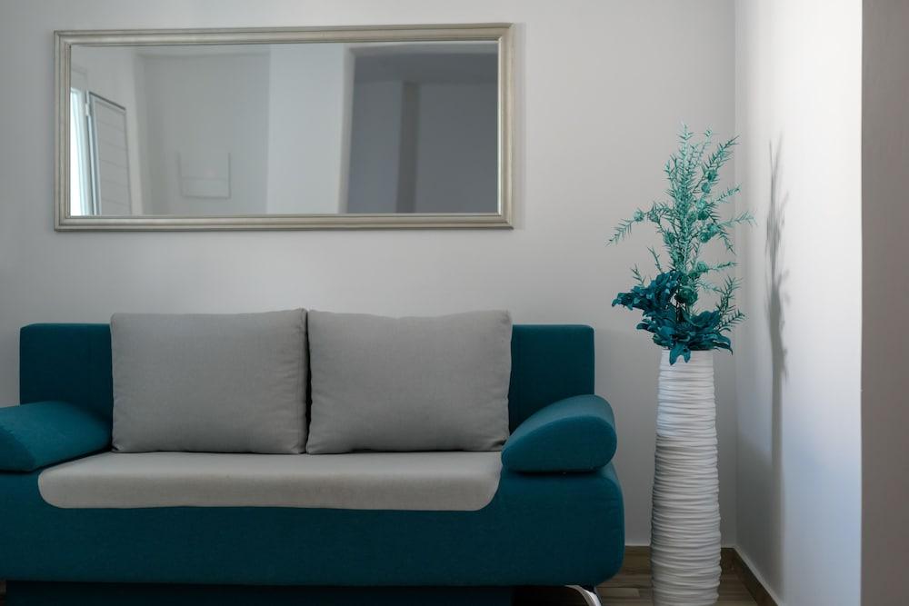 Oasis Suites Fira Fira (Santorini) Eksteriør bilde