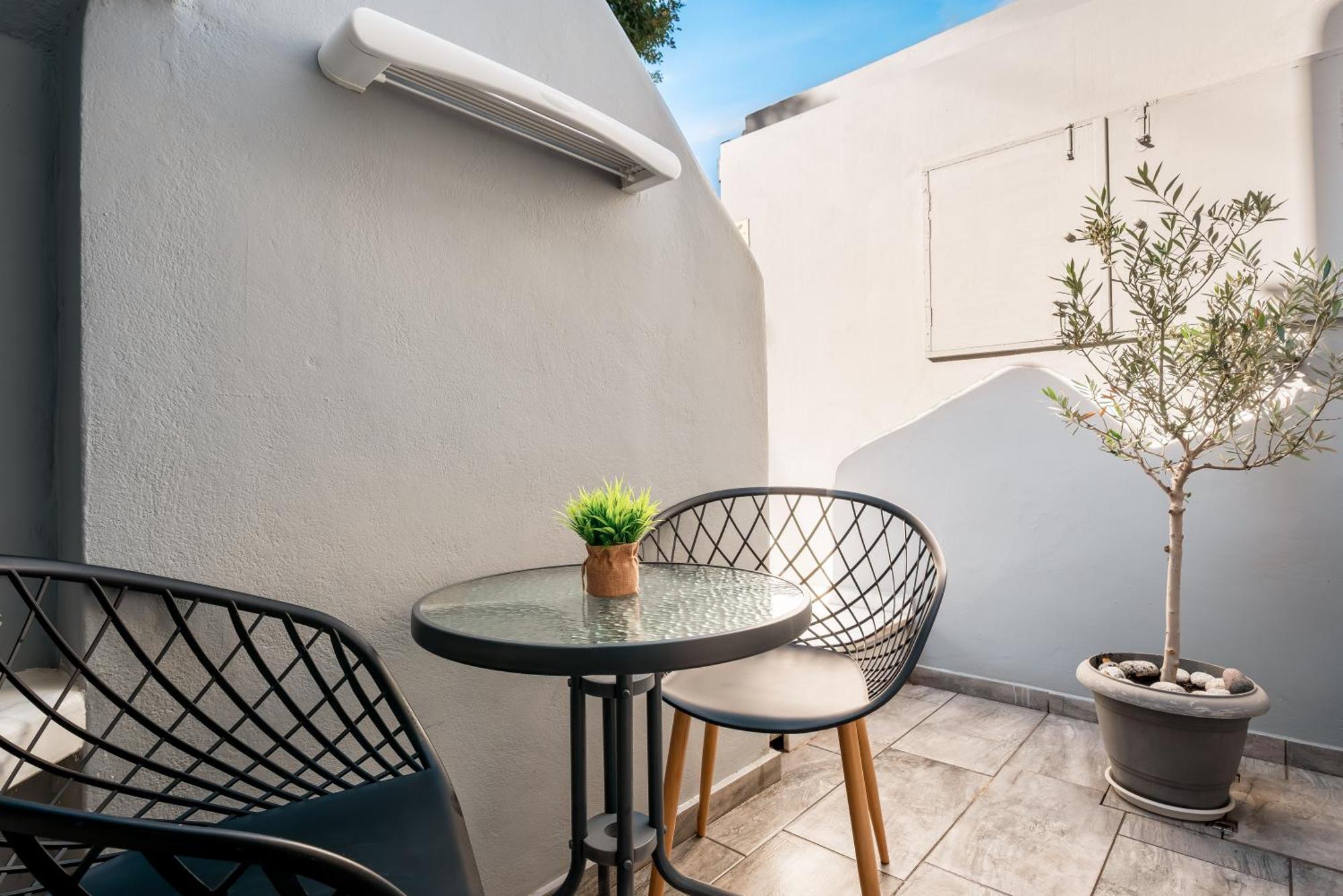 Oasis Suites Fira Fira (Santorini) Eksteriør bilde