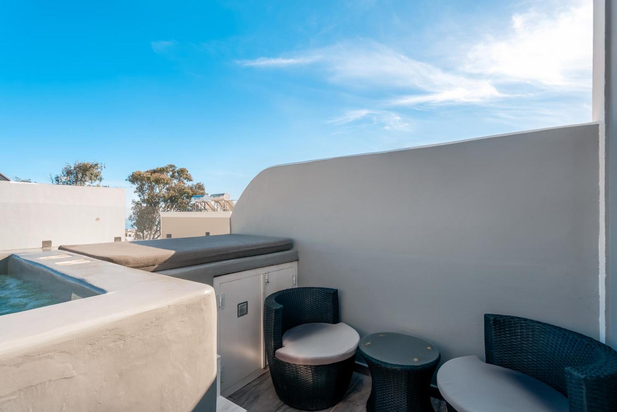 Oasis Suites Fira Fira (Santorini) Eksteriør bilde